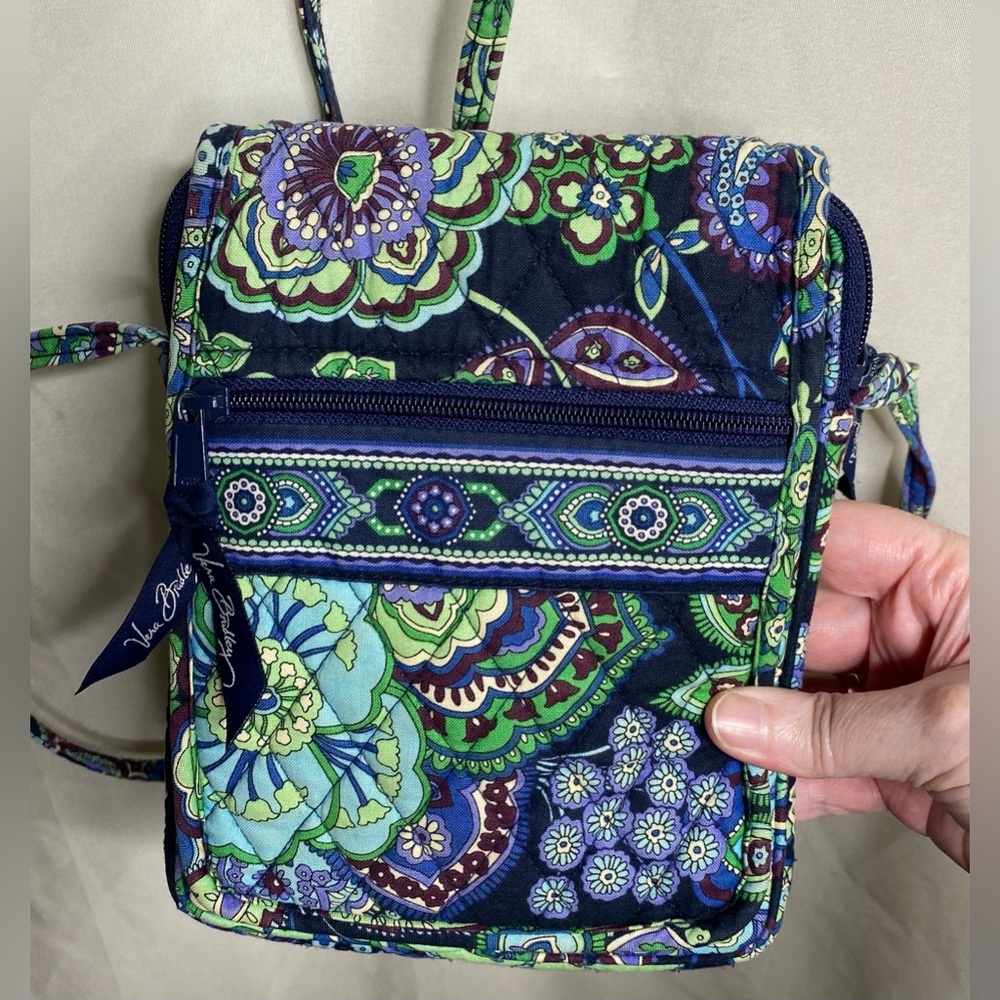 Vera Bradley small crossbody